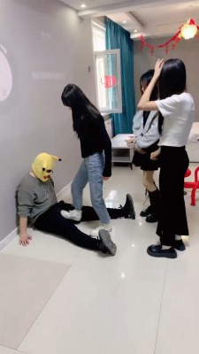 图片[7]_套路直播视频【精神小妹】3S学生重度踢打/踩踏/提档 bf26263_HD绳艺资源