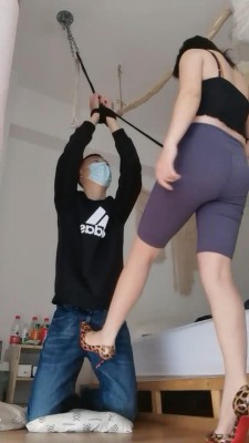 图片[5]_套路直播视频【奶御】吊绑小奶狗/踢虐裆/全体重踩踏/深喉 bf26260_HD绳艺资源