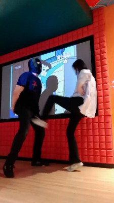 图片[7]_套路直播视频【Q月】运动鞋重度艺术连环提档 bf26197_HD绳艺资源