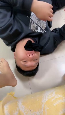 图片[6]_套路直播视频【素人星探】高跟踩狗爪/脚捂脸窒息/丝袜塞嘴/喂圣水口水 bf26199_HD绳艺资源