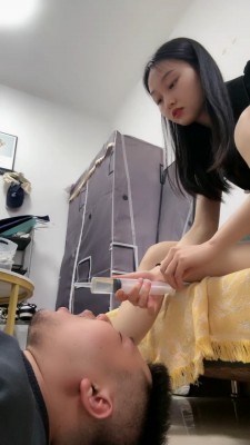 图片[11]_套路直播视频【素人星探】高跟踩狗爪/脚捂脸窒息/丝袜塞嘴/喂圣水口水 bf26199_HD绳艺资源