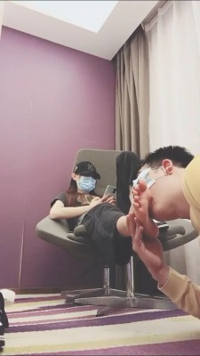 图片[5]_【美娜格格】运动鞋白棉袜挑战家奴【下】 bf26794_HD绳艺资源