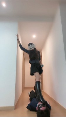 图片[9]_【妆主大大】犬化-长靴踩踏遛狗踩踏 bf26797_HD绳艺资源