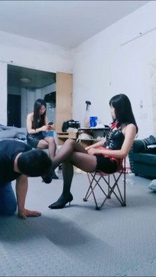 【果儿S】双S-圣水泡辣条-耳光专场-骑脖子【双视角完整版】bf26783_HD绳艺资源