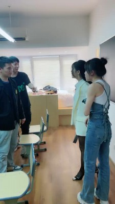 【伊晨S】剧情腿绞-麻辣女教师和校花玩哭男同学【三视角版】 bf26740_HD绳艺资源