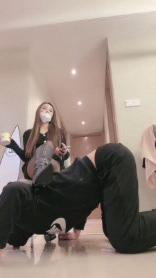 图片[2]_【cici】车模黑丝长腿-圈养犬喂食实录 bf26715_HD绳艺资源