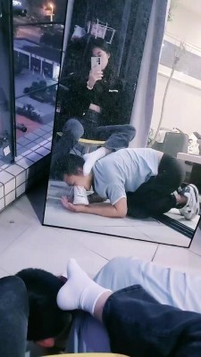 图片[4]_套路直播视频【嘉妮】舔脏小白鞋/闻白棉袜 bf26737_HD绳艺资源