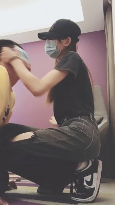 图片[3]_套路直播视频【美娜格格】运动鞋白棉袜挑战家奴【上】 bf26793_HD绳艺资源