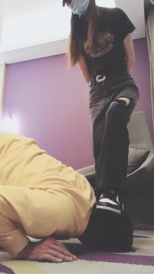 图片[5]_套路直播视频【美娜格格】运动鞋白棉袜挑战家奴【上】 bf26793_HD绳艺资源