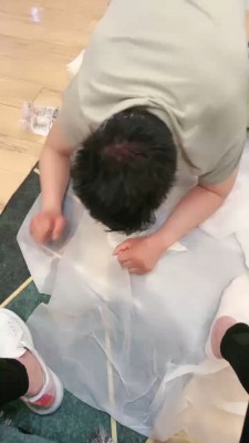 图片[7]_套路直播视频【思诺】第一次玩深喉变被踹打/吃船袜 bf26763_HD绳艺资源