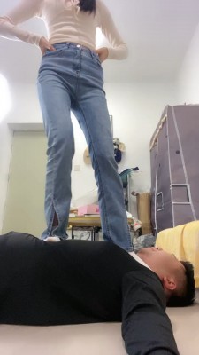 图片[9]_套路直播视频【艾莉】夜跑后原味棉袜捂脸/转胯羞辱 bf26706_HD绳艺资源