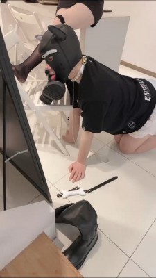 图片[6]_【暴躁小溪】姐妹花黑丝高难度挑战玩奶狗【双视角+完整版版】 bf26674_HD绳艺资源