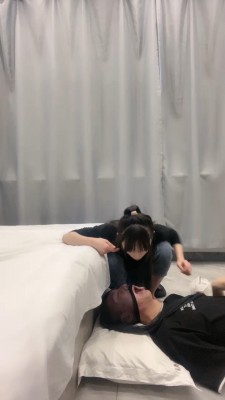 图片[6]_【文文】精神小妹抽耳光/裸足提档踩踏/喂口水 bf26667_HD绳艺资源