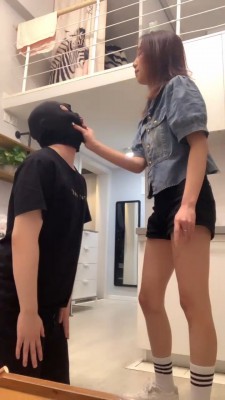 【术术S】丝袜勒脖/重度耳光/闻舔原味白袜/转胯 bf26676_HD绳艺资源