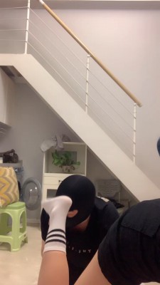 图片[6]_【术术S】丝袜勒脖/重度耳光/闻舔原味白袜/转胯 bf26676_HD绳艺资源