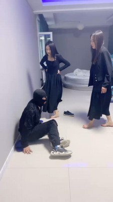 图片[2]_【精神小妹】素人S高难度挑战踢踹-灌圣水 bf26623_HD绳艺资源