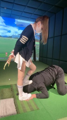 【斯羽】健身女神小白鞋白袜艺术闻舔 bf26615_HD绳艺资源