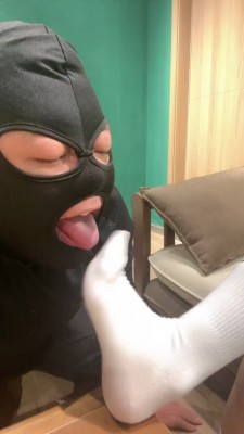 图片[9]_【斯羽】健身女神小白鞋白袜艺术闻舔 bf26615_HD绳艺资源