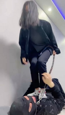 图片[12]_【精神小妹】群调-学生主高难度挑战踢踹/全体重踩踏/转胯喝圣水 bf26612_HD绳艺资源