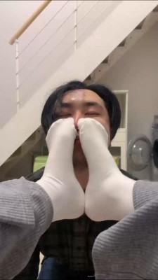 图片[5]_【术术】艺术舔脏鞋闻白袜/白袜塞嘴提档/全体重踩踏 bf26631_HD绳艺资源