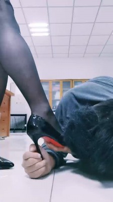 图片[7]_【Alice】黑丝高跟御姐虐狗-转胯坐垫/高跟踩 bf26489_HD绳艺资源