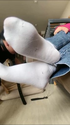 图片[4]_【lucky】吃纸巾-小白鞋超脏棉袜辱狗 bf26487_HD绳艺资源