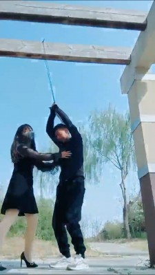 图片[2]_【魅影女神】野外挑战-提档/打骂/圣水羞辱   JS23040301_HD绳艺资源