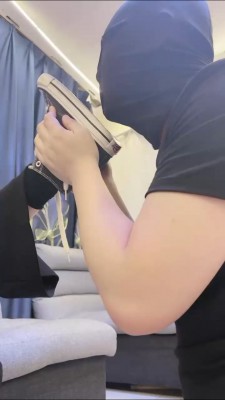 图片[3]_【凉爽S】舔脏鞋底+多双鞋全体重踩踏 bf26493_HD绳艺资源