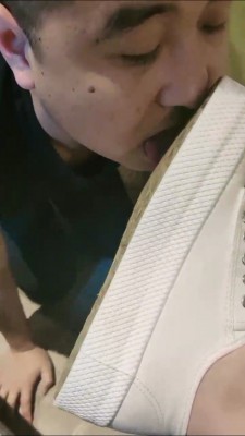 【诺诺子】艺术舔超脏鞋底/踩踏裸足深喉 bf26485_HD绳艺资源