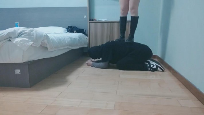 图片[8]_【诺诺子】长靴+高跟全体重踩踏-袜子塞嘴 bf26452_HD绳艺资源