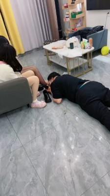 图片[11]_【天津女仆店】双素人萝莉女仆踩狗-全体重踩踏-骑马 bf26470_HD绳艺资源