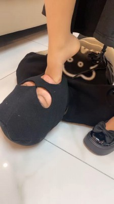 图片[2]_【言言】双S素人首调-运动鞋+裸足舔/踩踏 bf26933_HD绳艺资源