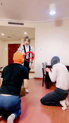 图片[3]_【梦涵大大】双家奴圈养生活-骑马遛狗/吃袜子/训练踩踏 bf26931_HD绳艺资源