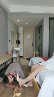 【露可】反差素人调-踩踏喂食/转胯深喉/喂口水 bf26945_HD绳艺资源