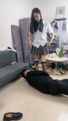 图片[8]_【艾莉】精神小妹JK风-舔皮鞋/网袜深喉/踩头/骑马吃口水 bf26962_HD绳艺资源