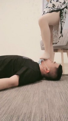 图片[7]_【陌初】肉丝恋足调-高跟踩踏-耳光抽 bf26976_HD绳艺资源