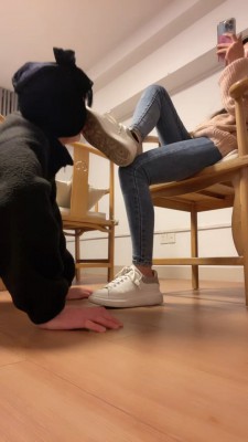 图片[3]_【除夕S】夜跑后强迫家奴舔脏鞋/黑棉袜堵嘴/臭脚踩 bf26932_HD绳艺资源