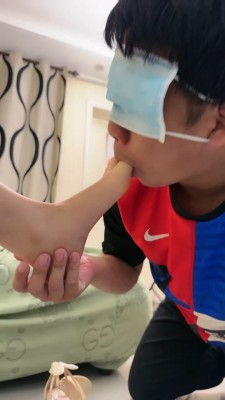 图片[6]_【艾莉】开发闺蜜男朋友做狗-裸足深喉狂舔 bf26915_HD绳艺资源