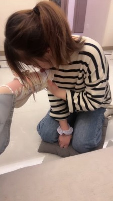 图片[2]_【橘子没熟】母畜-开发闺蜜做狗-下跪伺候/舔运动鞋/闻鞋袜转胯 bf26917_HD绳艺资源