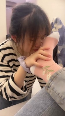 图片[5]_【橘子没熟】母畜-开发闺蜜做狗-下跪伺候/舔运动鞋/闻鞋袜转胯 bf26917_HD绳艺资源