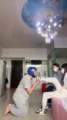 【精神小妹】双S入圈-超高难度挑战重度踢踹/踩踏-非人虐打【双视角版】bf26904_HD绳艺资源