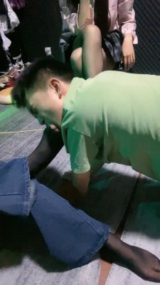 图片[4]_【高难度挑战绳艺导师lucky】带闺蜜体验调狗-踢裆/升水【双视角版】bf26883_HD绳艺资源