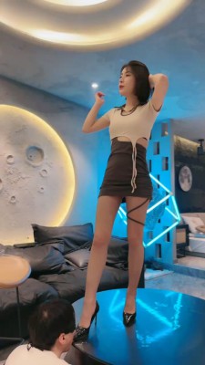 图片[4]_【简一】长腿车模S-高跟踩狗舌/口水拉丝/舔大腿诱惑 bf26887_HD绳艺资源