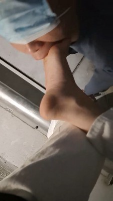 图片[6]_【小亿】阳台素人调-小白鞋超臭白棉袜强迫狗闻舔 bf26874_HD绳艺资源