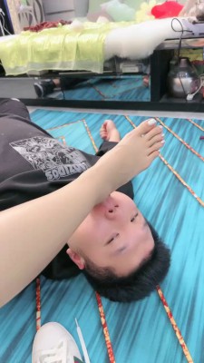 图片[10]_【夏芙】小白鞋船袜诱惑-舔脏鞋/全体重踩踏/裸足狂舔【双视角版】bf27138_HD绳艺资源