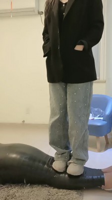 【安静大大】姐妹花全体重踩踏木乃伊狗【双视角版】 bf27118_HD绳艺资源