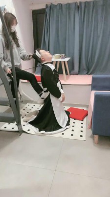 图片[5]_【晚晚】男保姆日常伺候/全体重踩背/钻胯/舔脏鞋底 bf27106_HD绳艺资源