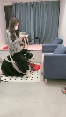 图片[6]_【晚晚】男保姆日常伺候/全体重踩背/钻胯/舔脏鞋底 bf27106_HD绳艺资源