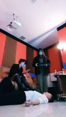 图片[5]_【萱萱】双美女-私人影院无情跺踩-新道具窒息【双视角版】 bf27109_HD绳艺资源