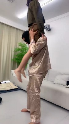 图片[5]_【术术S】骑马/裸足踢踹踩踏/脚耳光 bf27119_HD绳艺资源